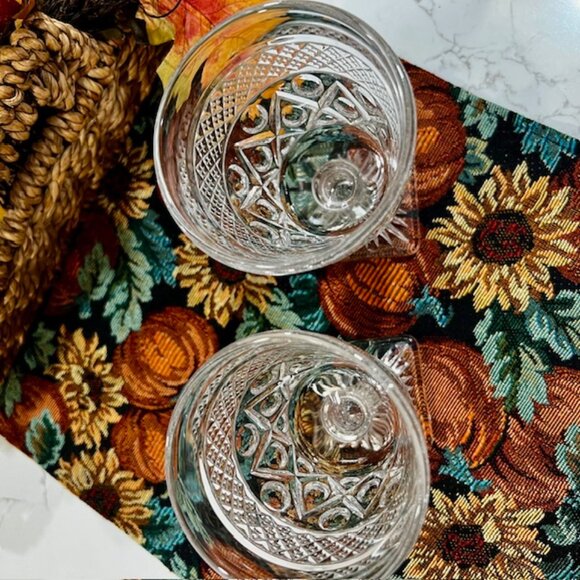 Set of 2 Vintage Imperial Glass Cape Cod Clear Water Goblets - Picture 4 of 7